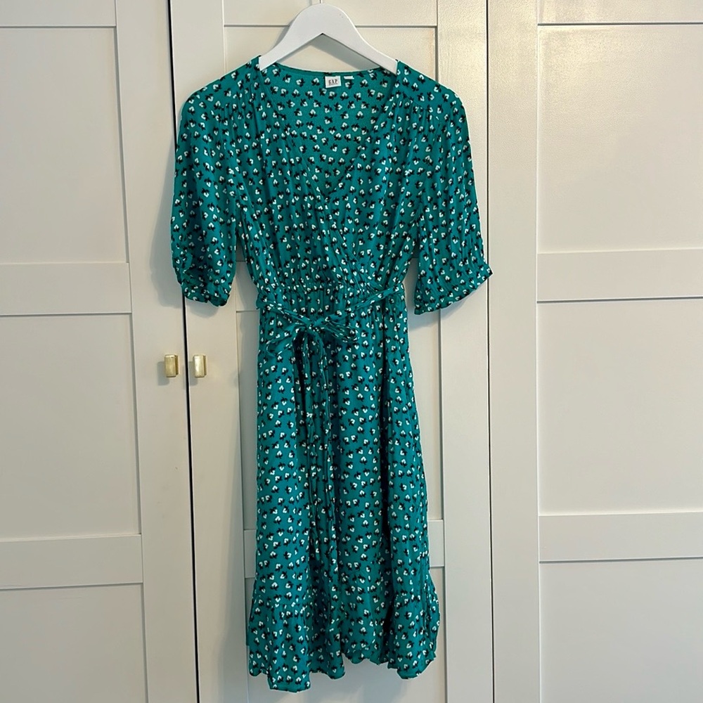 GAP Maternity Faux Wrap Dress in Green Floral Print